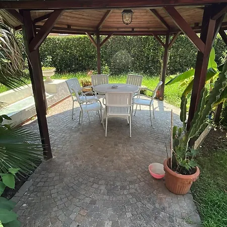 Seaside With Private Pool And Parking, Anzio
